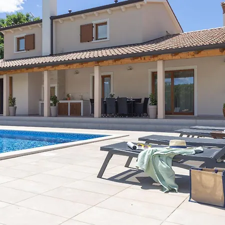Villa Flora *